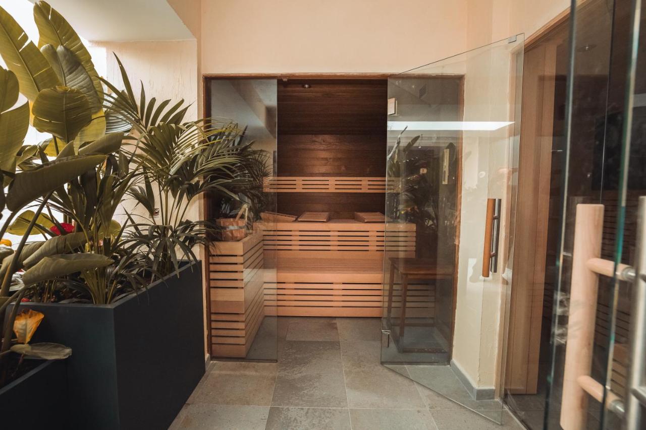 The Village Boutique And Spa ناسار المظهر الخارجي الصورة