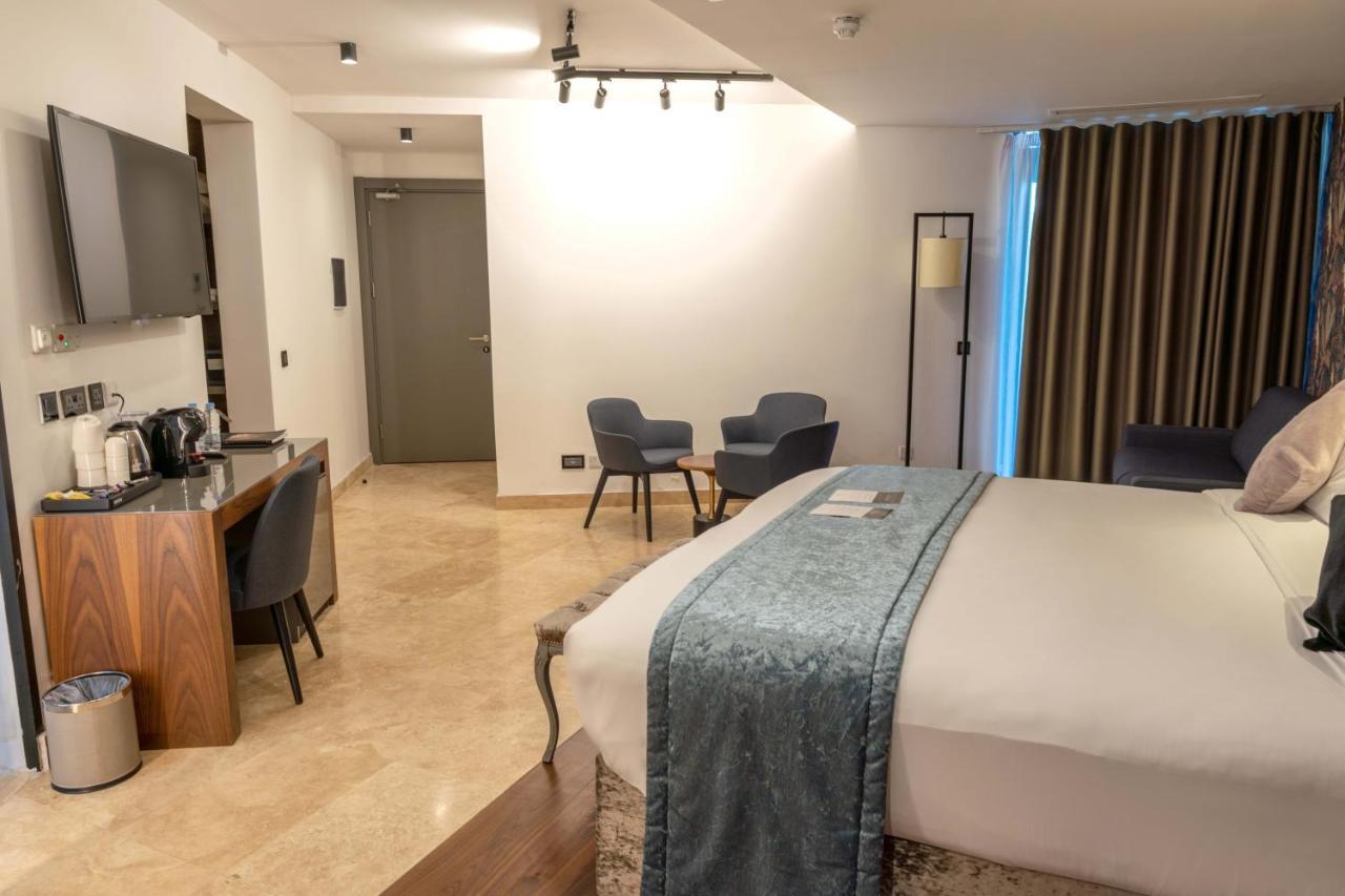 The Village Boutique And Spa ناسار المظهر الخارجي الصورة