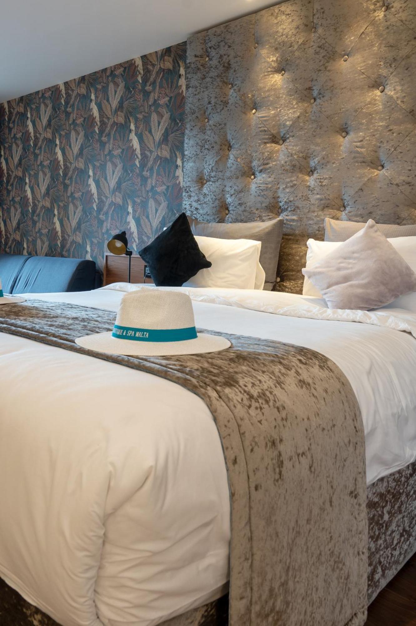The Village Boutique And Spa ناسار المظهر الخارجي الصورة